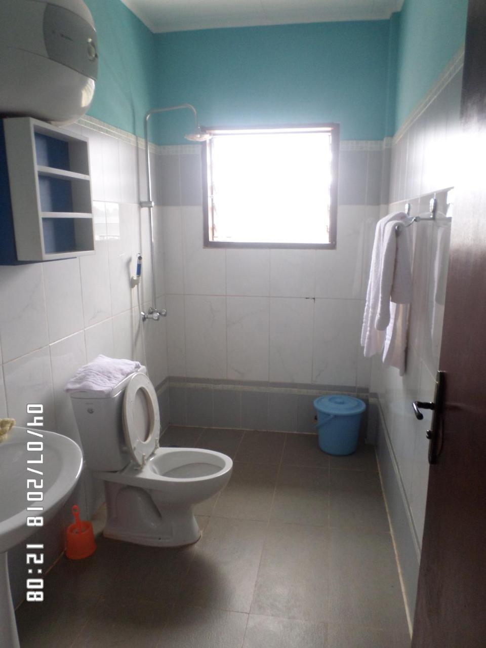 Hotel Azur Yaoundé Extérieur photo